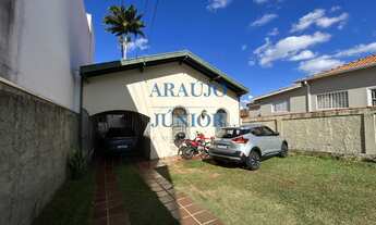 Imagem: Casa à venda no Centro de Santa Bárbara
