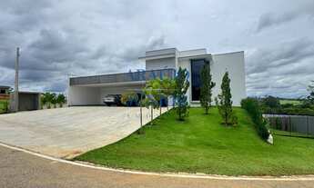 Imagem: Casa de luxo em condomínio à venda em