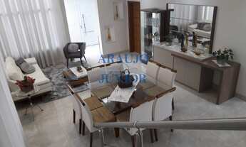 Imagem: Luxuosa casa em condomínio à venda em