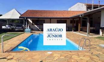 Imagem: Chácara com 2 Quartos e 4 banheiros à