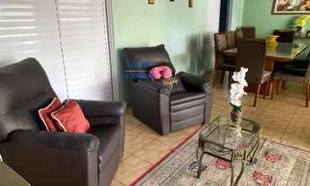 Imagem: Casa com 3 Quartos e 2 banheiros à Venda