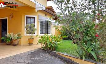 Imagem: Sobrado a venda em Peruibe, em Bairro nobre