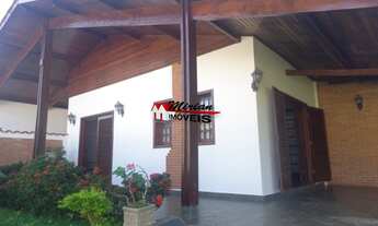 Imagem 2: Ótima Casa Avarandada, Edificada em 3 Lotes, 03 Dts. Amplo quintal - 200 mts a praia