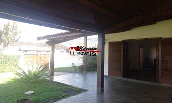 Imagem 4: Ótima Casa Avarandada, Edificada em 3 Lotes, 03 Dts. Amplo quintal - 200 mts a praia