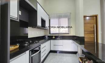 Imagem: Impecável casa em condomínio à venda