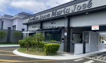 Imagem: Impecável Casa em Condomínio à Venda