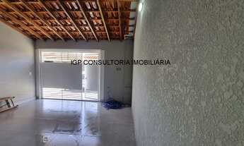 Imagem 2: Imperdível Casa à Venda em Indaiatuba-SP na Vila Brizzola: 3 Quartos, 1 Suíte, 2 Salas, 2