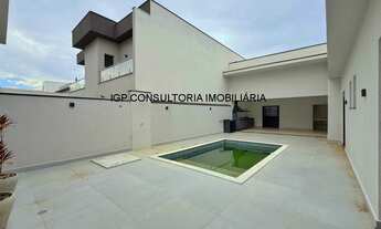 Imagem: Imperdível Casa em Condomínio à Venda