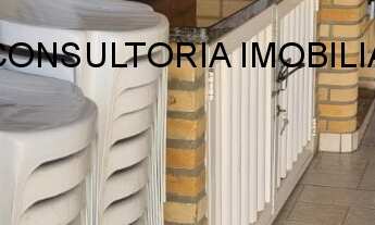 Imagem 2: Vede-se casa com 2 piscinas