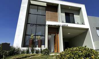 Imagem: Sobrado com piscina e 3 suítes