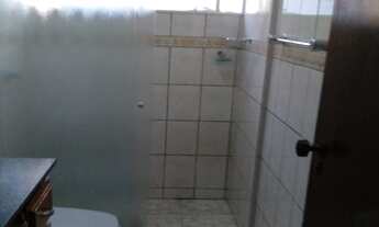 Imagem 7: Casa p/ LOCAÇÃO no bairro Jundiaí Mirim 3 dorms, lavanderia c/ quintal. 3 vgs de garagem!