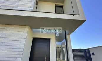 Imagem 4: Residência de luxo em condomínio com 3 suítes e 4 vagas em Tamboré Jaguariúna-SP: um sonho