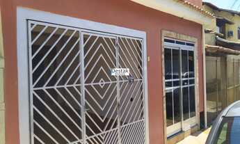 Imagem: 2 dormitórios, 1 banheiros, 1 vaga na garagem