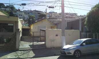 Imagem: Vendo terreno de 400 m² com três casas