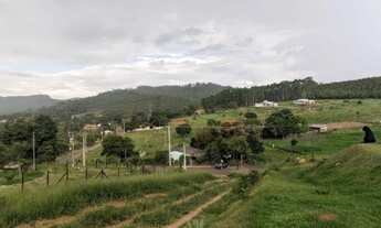 Imagem 2: BELÍSSIMA CASA TÉRREA PARA LOCAÇÃO NO TIJUCO PRETO EM JUNDIAÍ - A/C 172 m², no alto da mon