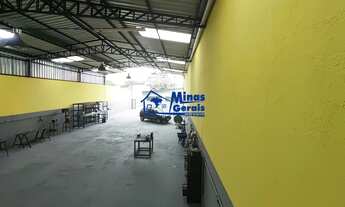 Imagem 3: Galpão com 576m² para Venda ou Locação / Casa no Terreno Inclusa Somente na Venda!