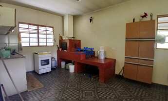 Imagem 5: CHÁCARA À VENDA EM PARAIBUNA/SP - 9,33 HECTARES - COM 3 CASAS, NASCENTE, LAGO E PASTO