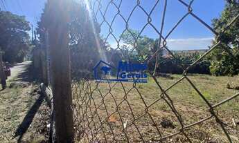 Imagem 6: Chácara 1000m² Plano Rua Tranquila e Arborizada - Fácil Acesso