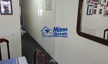 Imagem 5: Casa à Venda no Parque Interlagos com 3 Dormitórios (1 Suíte) e Quintal Amplo