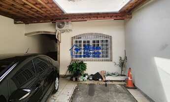 Imagem 2: Casa à Venda no Parque Interlagos com 3 Dormitórios (1 Suíte) e Quintal Amplo