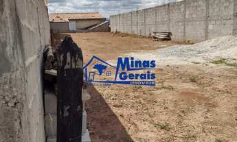 Imagem 2: TERRENO INTEIRO NO RESIDENCIAL ESPERANÇA EM CAÇAPAVA, VENDE-SE!!