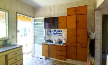 Imagem 6: CASA COM 03 DORMITÓRIOS (+) EDÍCULA COMPLETA, NO BOSQUE DOS EUCALIPTOS, PRÓXIMA DA FARMÁCI