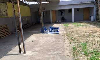 Imagem 3: Ponto com terreno de 250m² para locação no Bosque dos Eucaliptos - com edícula