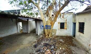 Imagem 5: Casa de Esquina à Venda na Vila das Acácias - Terreno 255m² -Zona Mista