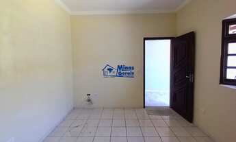 Imagem 5: Casa à venda com 2 dormitórios (1 suíte), 2 vagas e ótima localização - aceita FGTS e fina