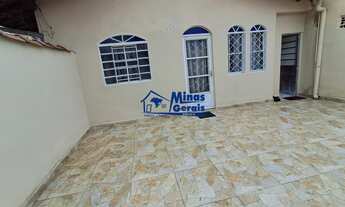 Imagem: Casa com edícula e 3 vagas - ideal para