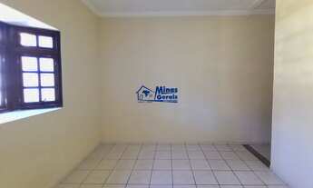 Imagem 4: Casa à venda com 2 dormitórios (1 suíte), 2 vagas e ótima localização - aceita FGTS e fina