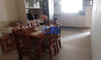 Imagem 7: Casa à Venda - 2 Dorm, Próxima a Comércios, Bosque dos Eucaliptos