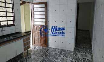 Imagem 3: Sobrado para Locação em Santa Edwiges - 2 Dormitórios - Garagem Coberta