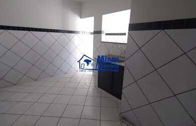 Imagem 2: Apartamento Térreo 2 Quartos Próximo ao Supermercado Máximo