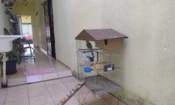 Imagem 2: 3 dormitórios, 1 suítes, 3 banheiro, 3 vagas na garagem