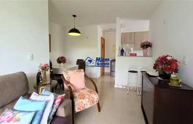 Imagem 3: 3 dormitórios, 1 suítes, 2 banheiro, 77M² de Área Construída