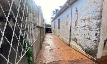 Imagem 4: CASA NO BAIRRO ALTO COM VOCAÇÃO COMERCIAL