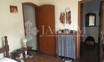 Imagem 3: CASA COM ARQUITERURA DIFERENCIADA