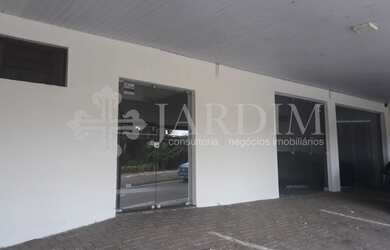 Imagem 3: BARRACÃO Galpão / depósito com 4 banheiros