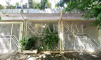 Imagem: CASA COM EDÍCULA