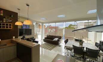 Imagem 2: 4 dormitórios na Rua Travessa Junho Esquina Com Travessa Das Gralhas