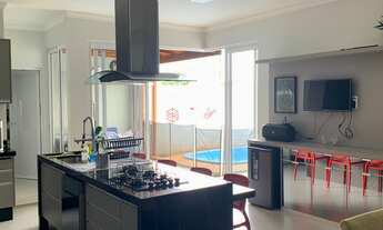 Imagem 3: 3 dormitórios na Rua Guilherme Bataglini