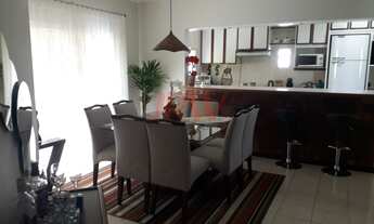 Imagem 7: Casa com 4 quartos sendo 03 com suíte e 5 banheiros à venda, com uma área de 380 m², por a