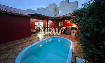 Imagem: VENDO OU ALUGO CASA TÉRREA COM PISCINA