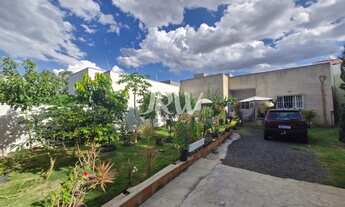 Imagem: CASA A VENDA NO BAIRRO JARDIM MARINGÁ NA