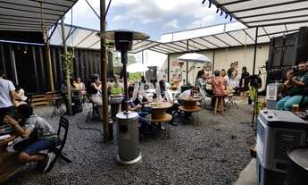 Imagem: TERRENO COMERCIAL COM ESTRUTURA DE CONTAINERS