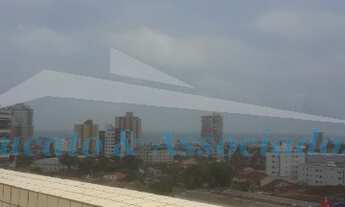 Imagem 6: Apartamento tipo Kitão na Vila Caiçara em Praia Grande SP 01 dormitório, sala com sacada