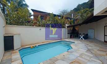 Imagem: Casa em Condomínio de Luxo à Beira-Mar