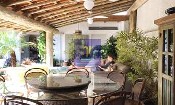 Imagem 5: Casa à venda em Juquehy, São Sebastião-SP: 4 quartos, 4 suítes, piscina e a poucos passos