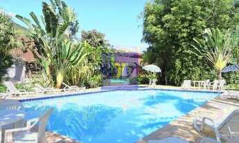 Imagem 2: Imóvel de luxo à venda em Camburizinho-SP: casa com 5 suítes, 1 sala, 6 banheiros, 2 vagas